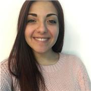 Studentessa diplomata in ragioneria con il massimo dei voti